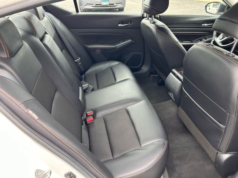 Used 2022 Nissan Altima 2.5 SR FWD image 24