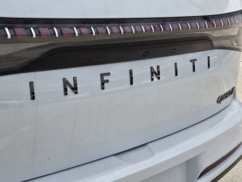 New 2026 INFINITI QX80 Autograph w/ Premium Cargo Package AWD/4WD image 9