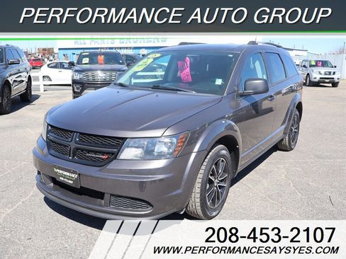 Used 2018 Dodge Journey SE w/ Connectivity Group image 3