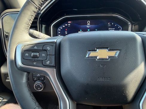 Used 2024 Chevrolet Silverado 1500 LT AWD/4WD image 25