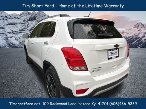 Used 2018 Chevrolet Trax LT w/ LT Convenience Package image 1