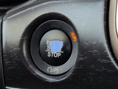 Used 2017 Jeep Grand Cherokee Limited RWD image 26