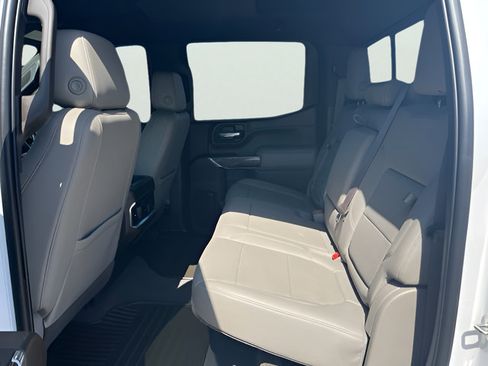 Used 2022 Chevrolet Silverado 1500 LTZ RWD image 28