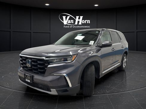 Used 2023 Honda Pilot EX-L image 3
