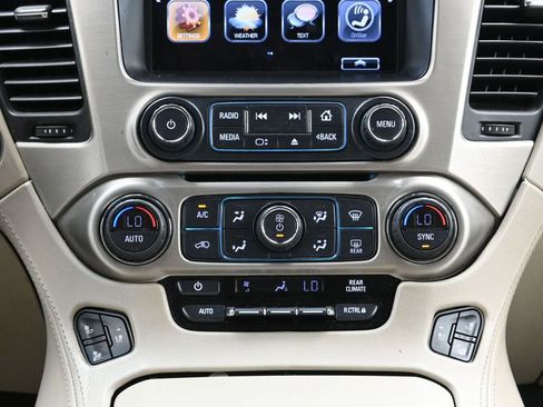 Used 2018 GMC Yukon Denali image 25