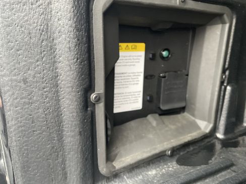 Used 2023 Ford F150 Lariat w/ Equipment Group 502A High image 21