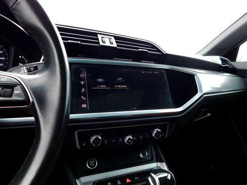Used 2024 Audi Q3 2.0T Premium AWD/4WD image 19