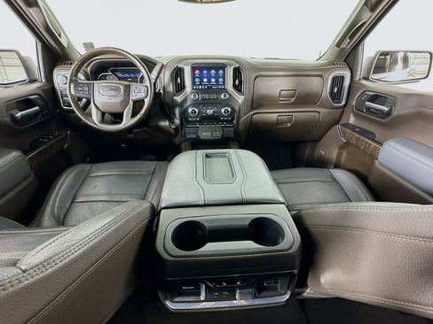 Used 2021 GMC Sierra 1500 Denali w/ Denali Illumination Package AWD/4WD image 31