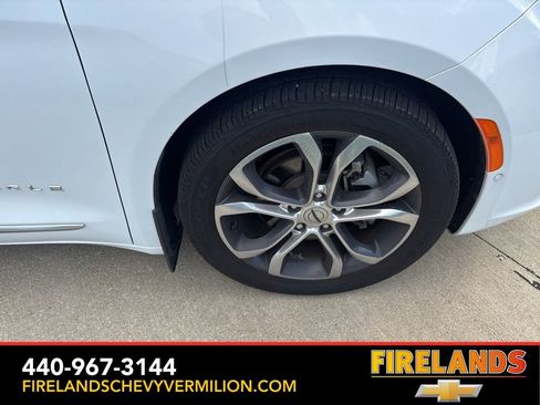 Used 2022 Chrysler Pacifica Pinnacle image 69