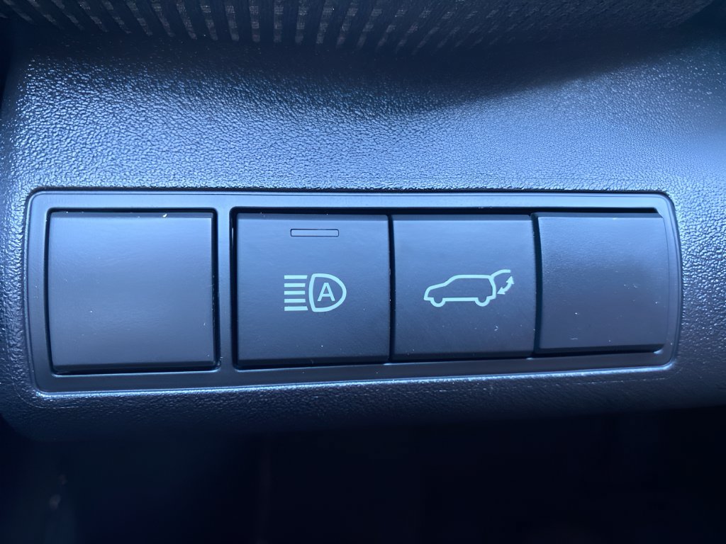Used 2023 Subaru Solterra AWD image 17