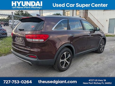 Used 2018 Kia Sorento EX FWD image 2