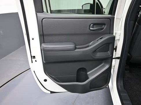 New 2026 Nissan Frontier SV AWD/4WD image 12