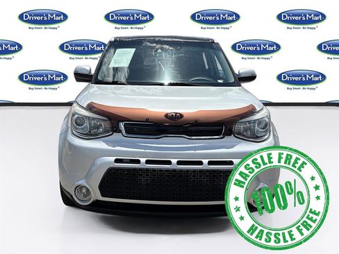 Used 2016 Kia Soul ! w/ Premium Package FWD image 2