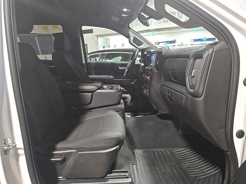 Used 2021 Chevrolet Silverado 1500 LT w/ Z71 Off-Road Package image 35