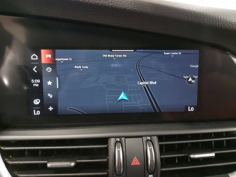New 2025 Alfa Romeo Giulia AWD w/ Veloce Package AWD image 25