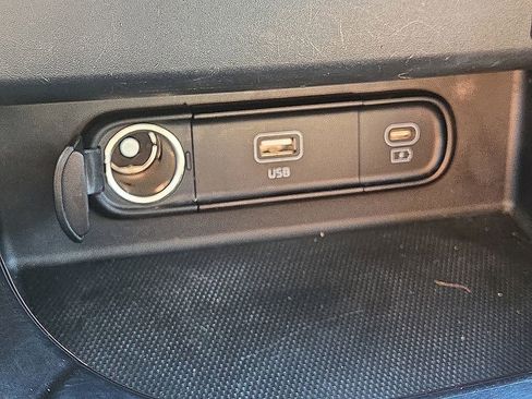 Used 2024 Kia Seltos EX image 30