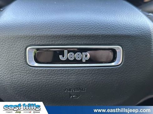 Certified 2024 Jeep Grand Cherokee Altitude AWD/4WD image 22