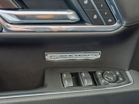 New 2025 GMC Sierra 1500 Denali w/ Denali Reserve Package image 18