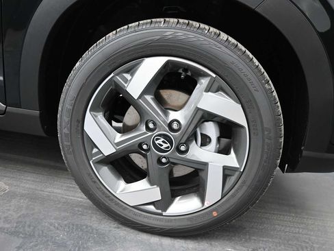 New 2026 Hyundai Venue SEL FWD image 10