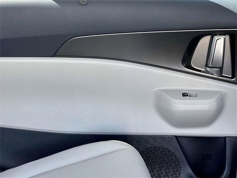 New 2026 Kia Carnival SX w/ SX Dark Edition Package image 25