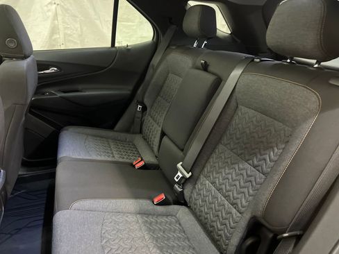 Used 2023 Chevrolet Equinox LT image 38