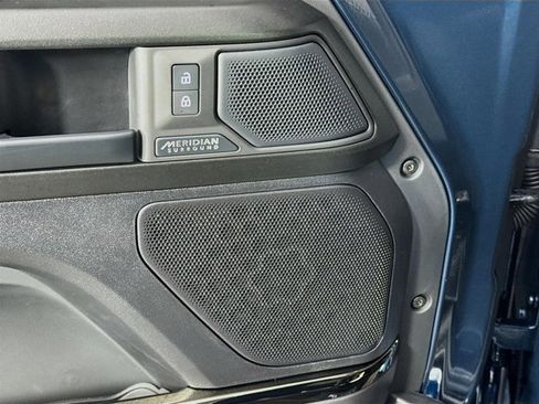 New 2026 Land Rover Defender 110 OCTA image 21