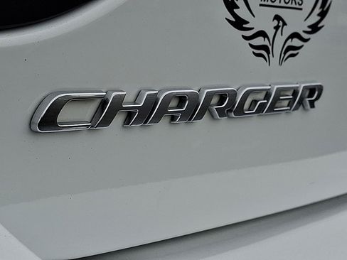 Used 2022 Dodge Charger SXT RWD image 23
