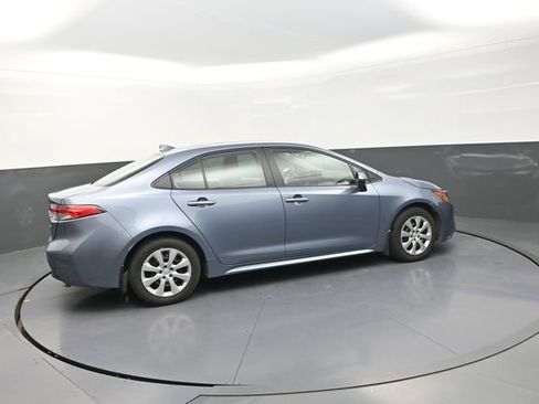Used 2024 Toyota Corolla LE FWD image 35