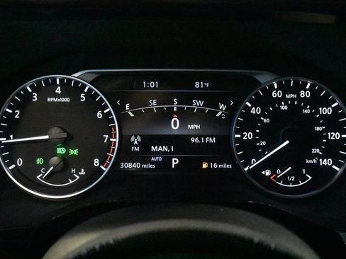 Certified 2024 Nissan Pathfinder SL w/ SL Premium Package AWD/4WD image 17