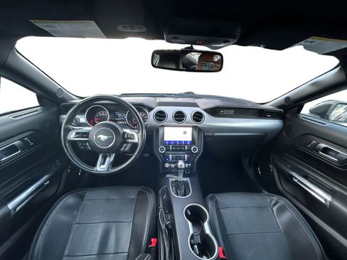 Used 2020 Ford Mustang Premium image 22