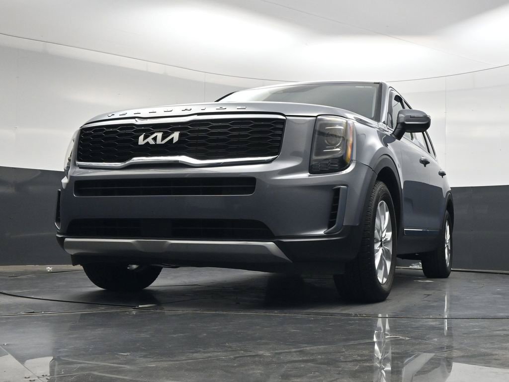 Used 2022 Kia Telluride LX AWD/4WD image 41