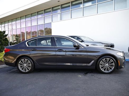 Used 2020 BMW 540i xDrive w/ Premium Package AWD/4WD image 4