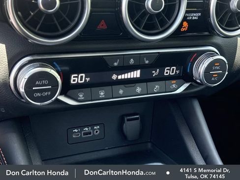 Used 2023 Nissan Sentra SR w/ SR Premium Package FWD image 19