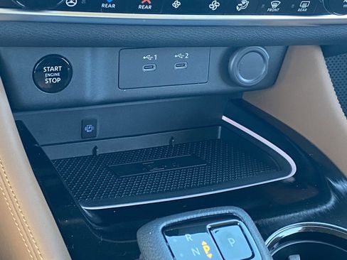 New 2026 Nissan Rogue Platinum w/ Tech Package AWD/4WD image 30