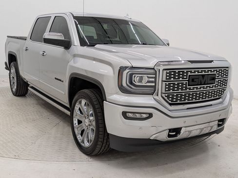 Used 2018 GMC Sierra 1500 Denali w/ Denali Ultimate Package image 7