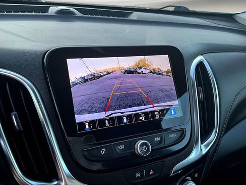 Certified 2024 Chevrolet Equinox Premier image 17