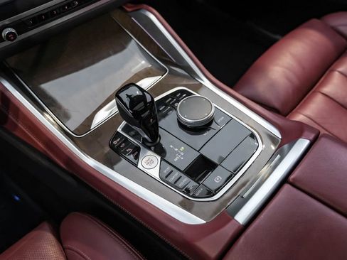 Used 2022 BMW X6 M50i w/ Parking Assistance Package image 28