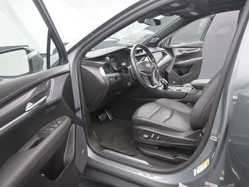 Used 2023 Cadillac XT5 Sportv w/ LPO, Floor Liner Package AWD/4WD image 9