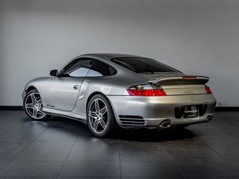 Used 2002 Porsche 911 Turbo image 3