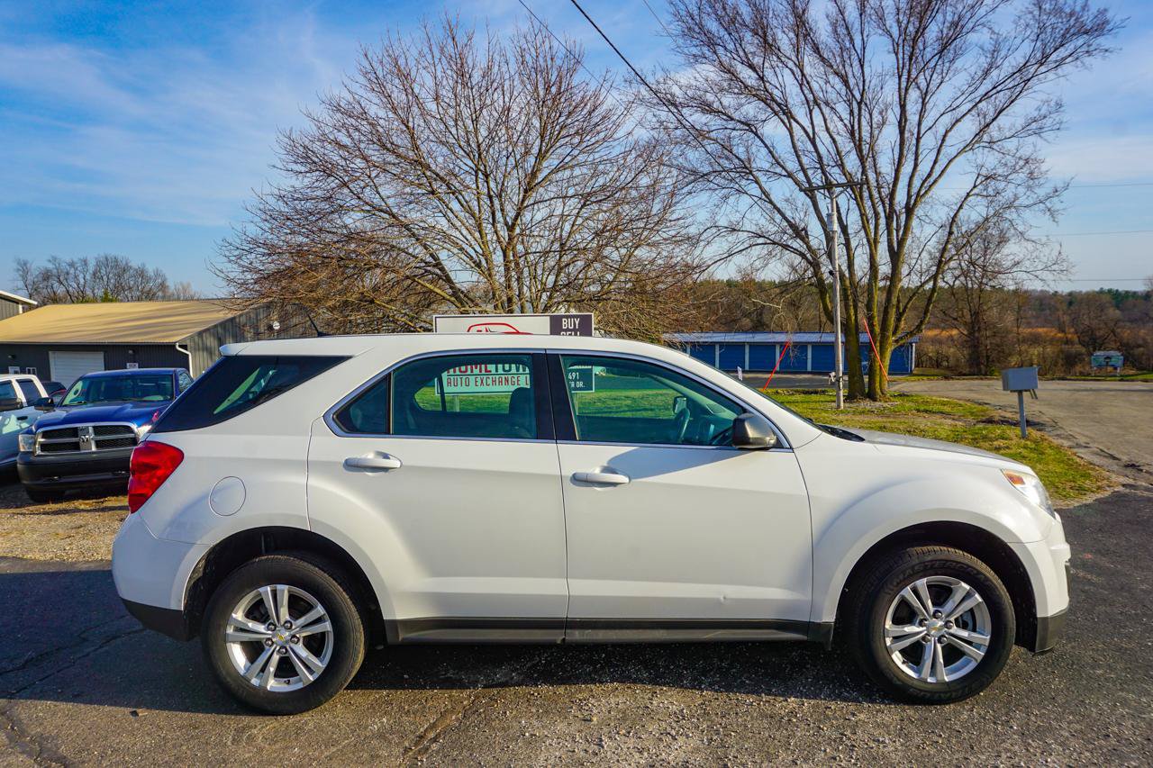 Used 2013 Chevrolet Equinox LS FWD image 2
