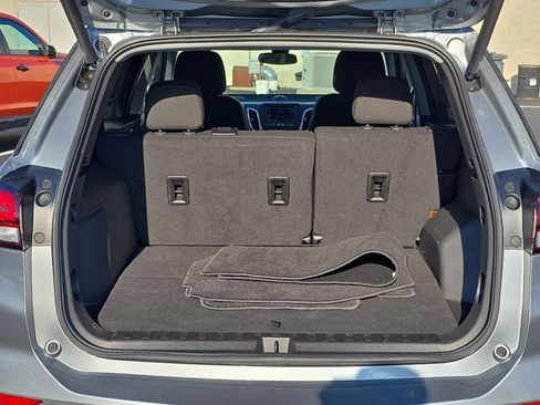 Used 2024 Chevrolet Equinox LT image 13