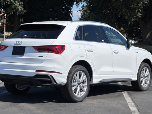 New 2025 Audi Q3 2.0T Premium image 4