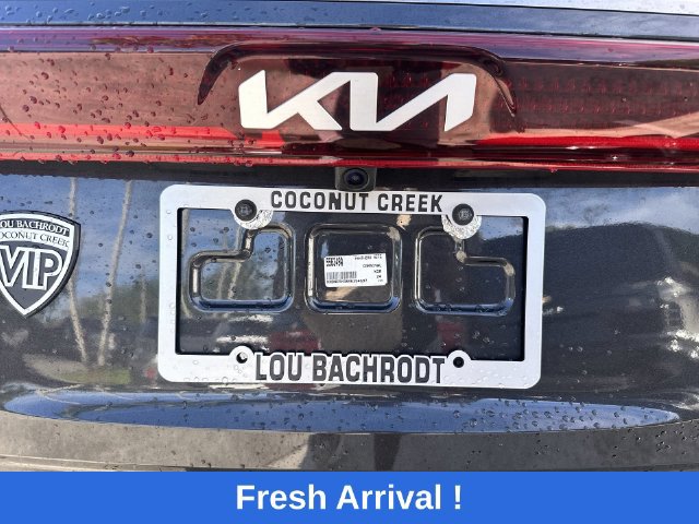 Used 2024 Kia Carnival SX Prestige FWD image 13