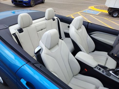 Used 2020 BMW 440i xDrive Convertible w/ M Sport Package image 8