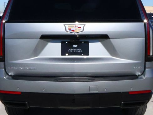 Used 2025 Cadillac Escalade Sport w/ Touring Package image 10