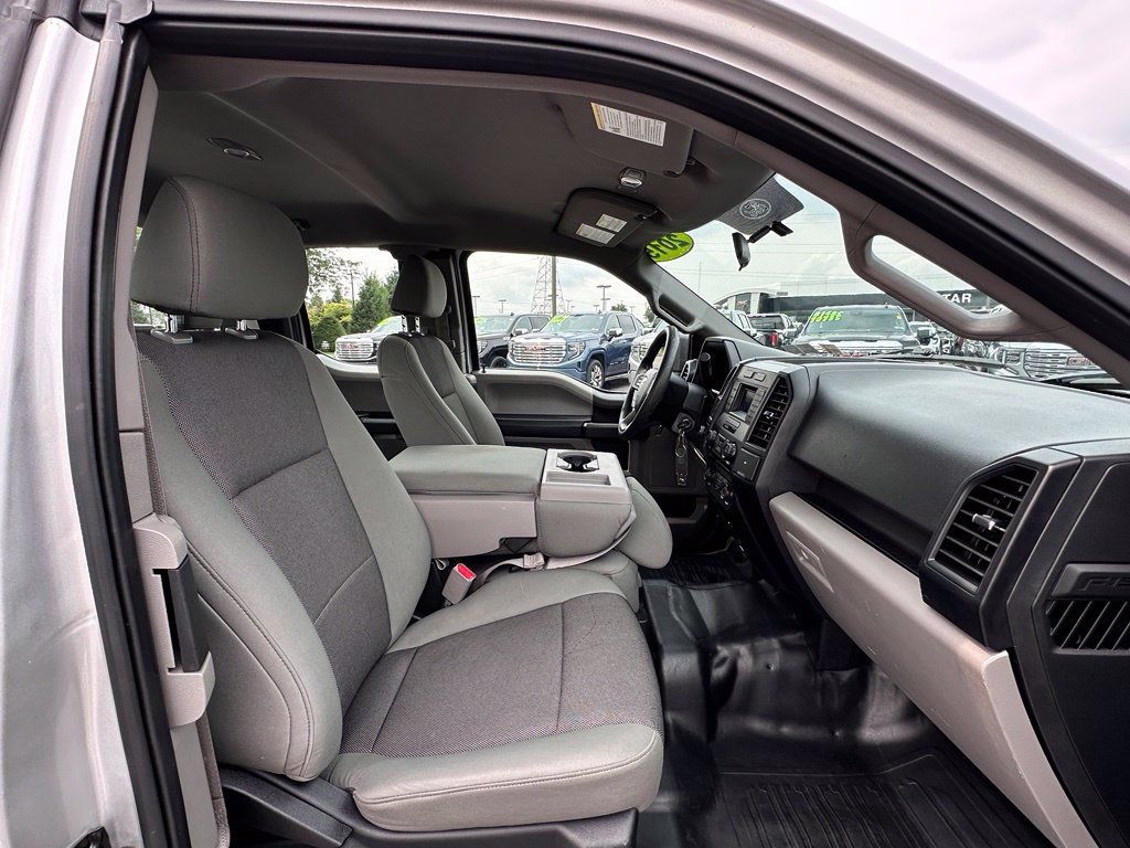 Used 2015 Ford F150 XL w/ Equipment Group 101A Mid AWD/4WD image 12