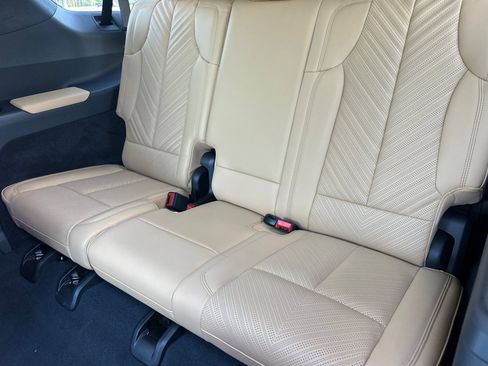 Certified 2026 Cadillac Escalade IQL Sport 2 AWD/4WD image 18