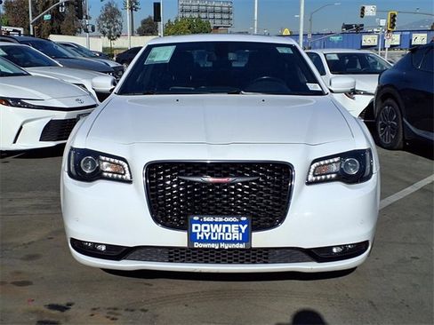 Used 2022 Chrysler 300 S image 2