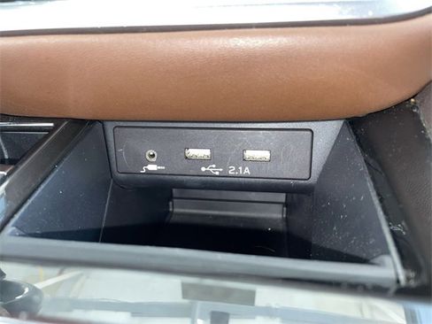 Used 2021 Subaru Outback Touring XT image 31