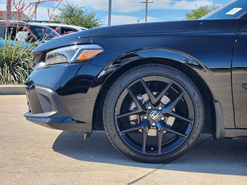 Used 2024 Honda Civic Sport image 8